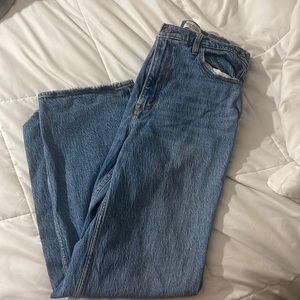 Abercrombie 90’s relaxed high rise Jean